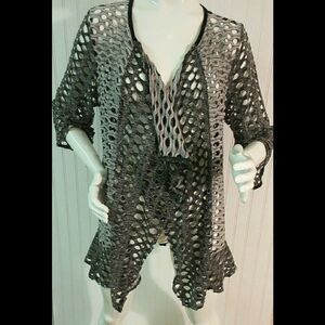Lily by Firmiana open weave wrap top Gray M NEW!